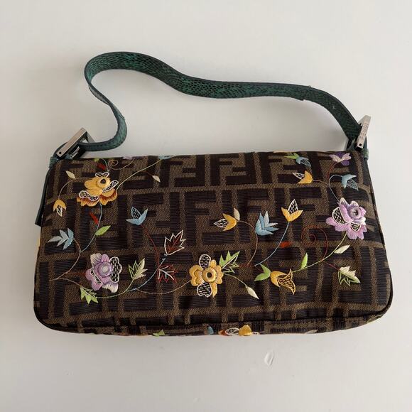 FENDI vintage floral embroidered zucca baguette - Picture 4 of 8